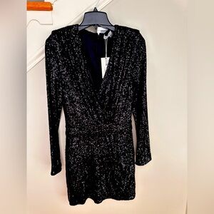 Black Sequin Dress with shoulder pads. Super Nice and so gorgeous